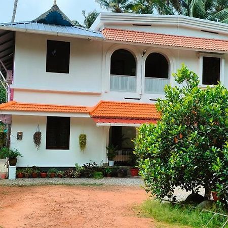 Munroe Lagoons Kollam Exterior foto